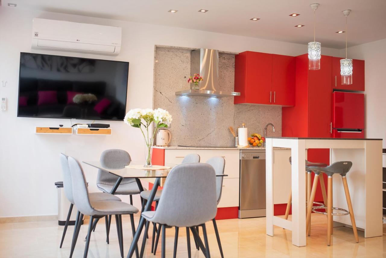 My Sweet Pink Apartment Benidorm Bagian luar foto