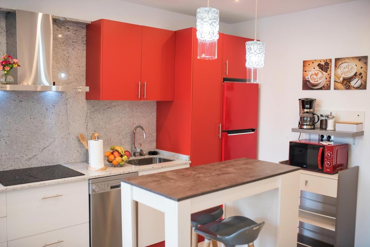My Sweet Pink Apartment Benidorm Bagian luar foto